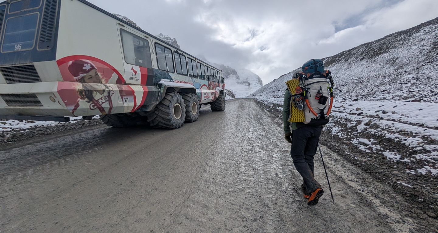 Neskončna potrpežljivost v Kanadi: preplezali smo steno Emperor na Mount Robsonu (3.954 m)