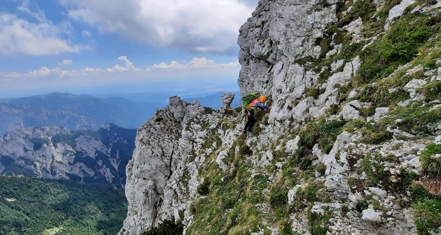RAZPIS I Tabor mladih alpinistov v kopni skali - Kamniško sedlo 2026