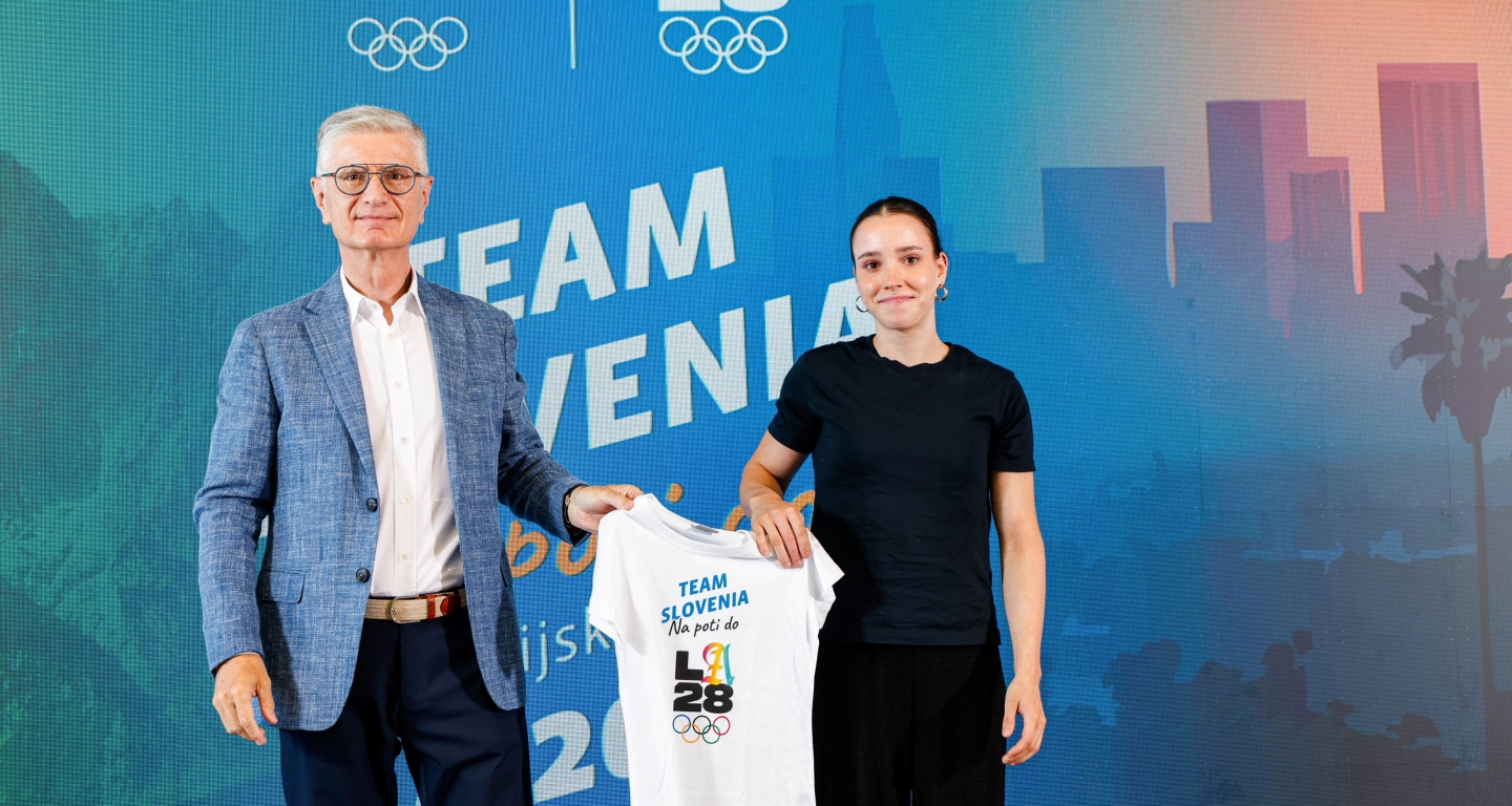 Rosa Rekar, prejemnica štipendije Mednarodnega olimpijskega komiteja