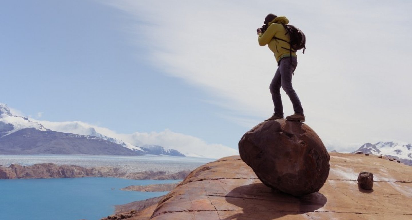 Pogovor z Matevžem Lenarčičem in odprtje fotografske razstave #LjubimGore