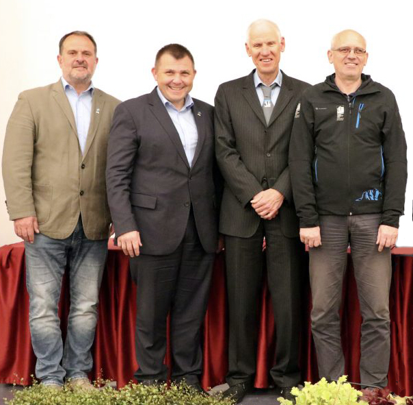 pzs_predsedstvo_22_26_foto_manca_ogrin